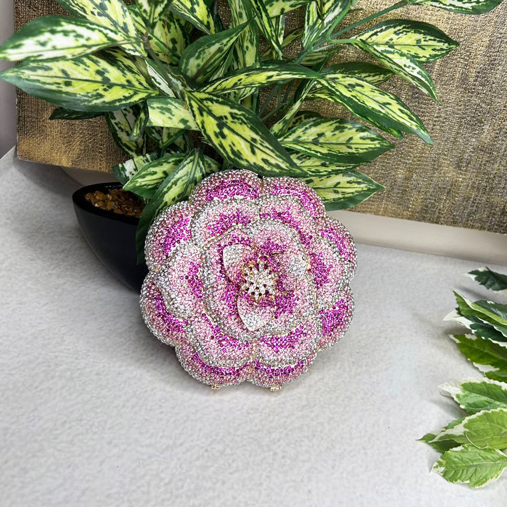 FLOWER CLUTCH