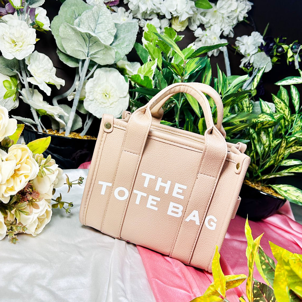 THE MEDIUM M TOTE