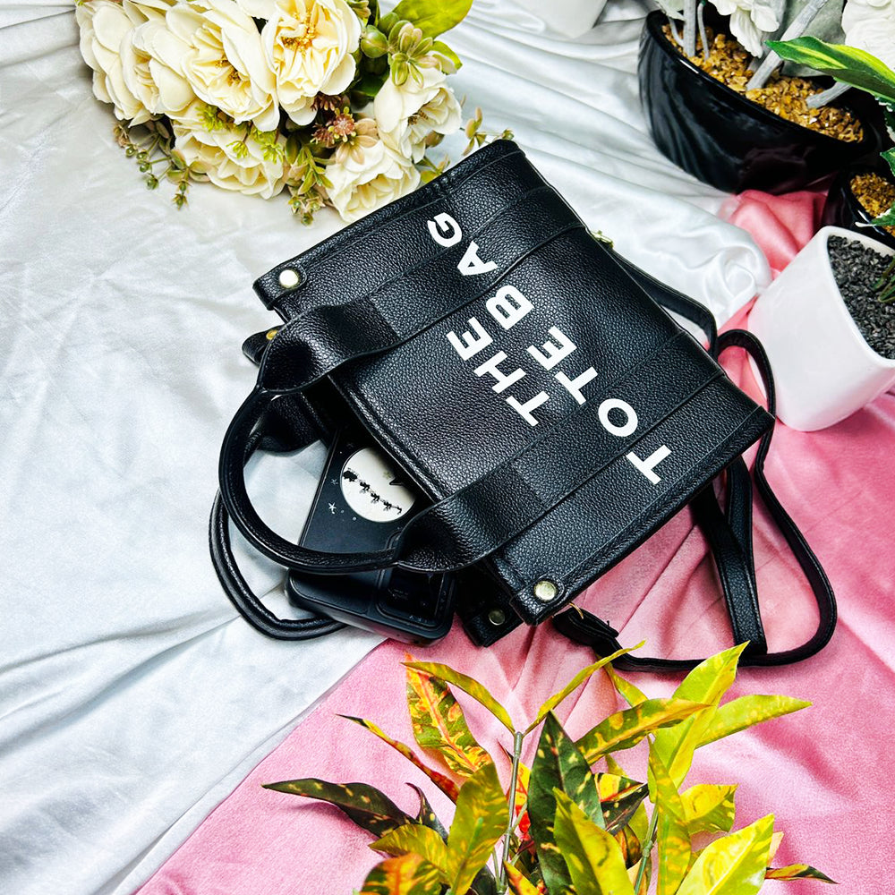 THE MEDIUM M TOTE