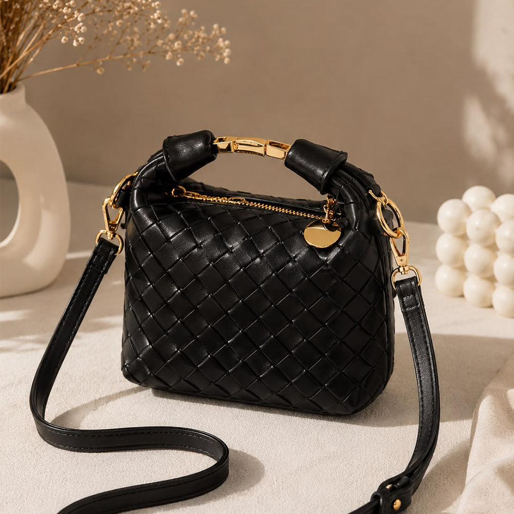 Elara Sling