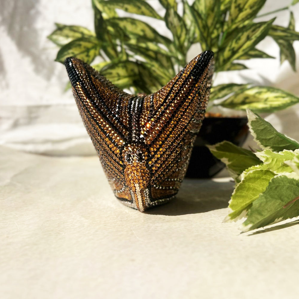 PREMIUM BUTTERFLY