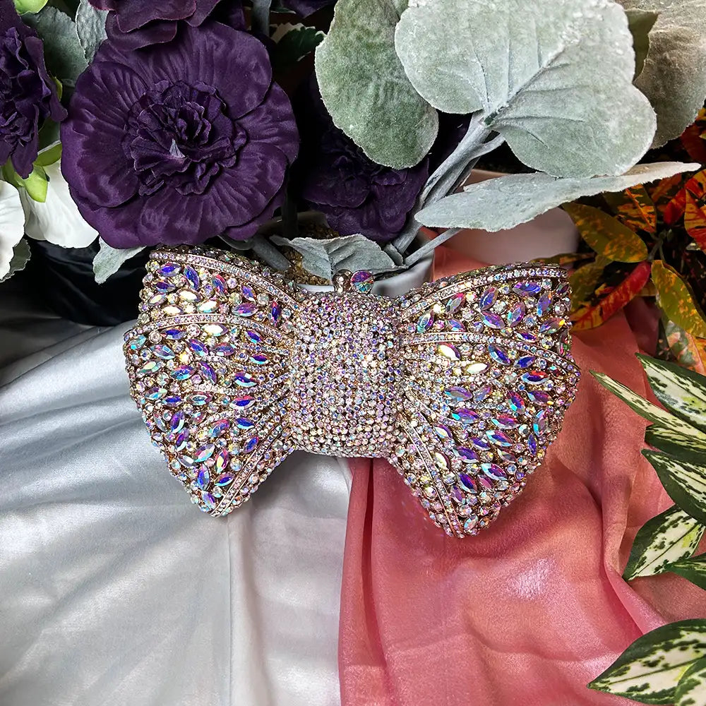 BOW CLUTCH