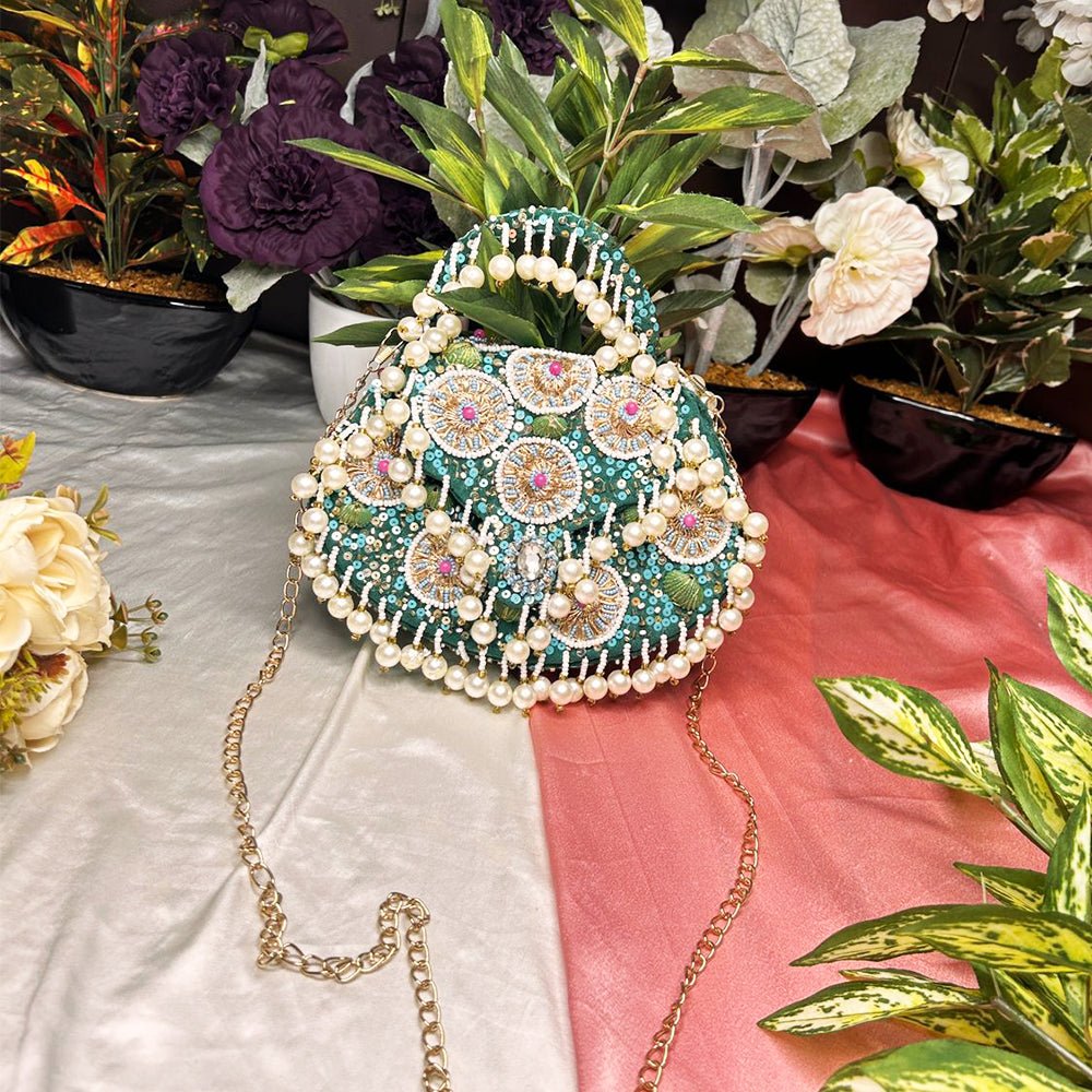 DILBAR CLUTCH