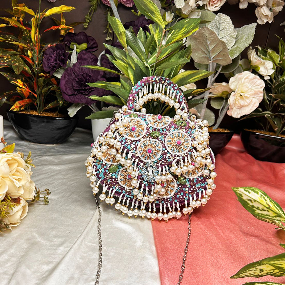 DILBAR CLUTCH