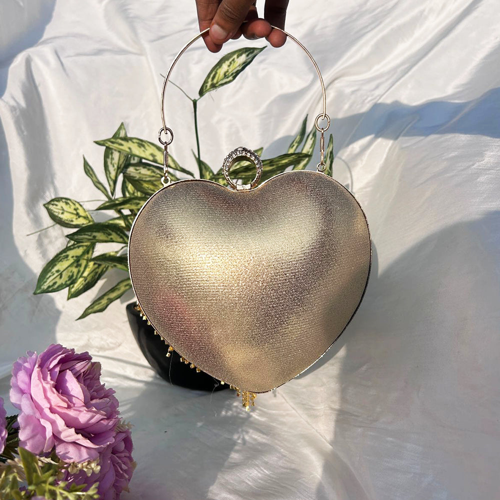 HEART CLUTCH