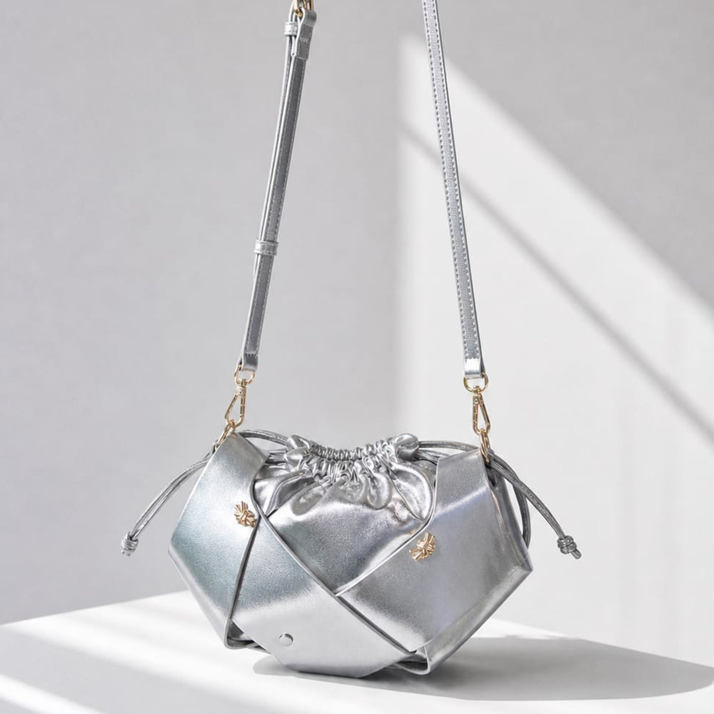 Aura sling bag