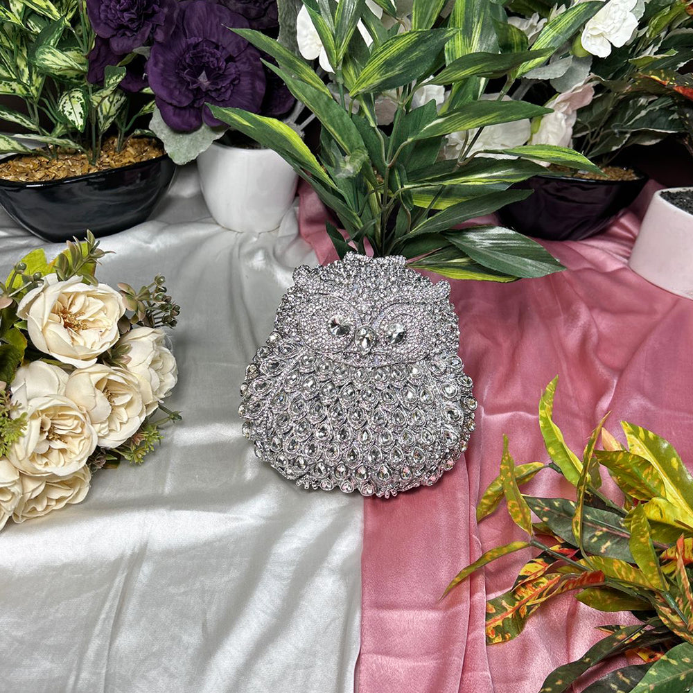 OWL CLUTCH