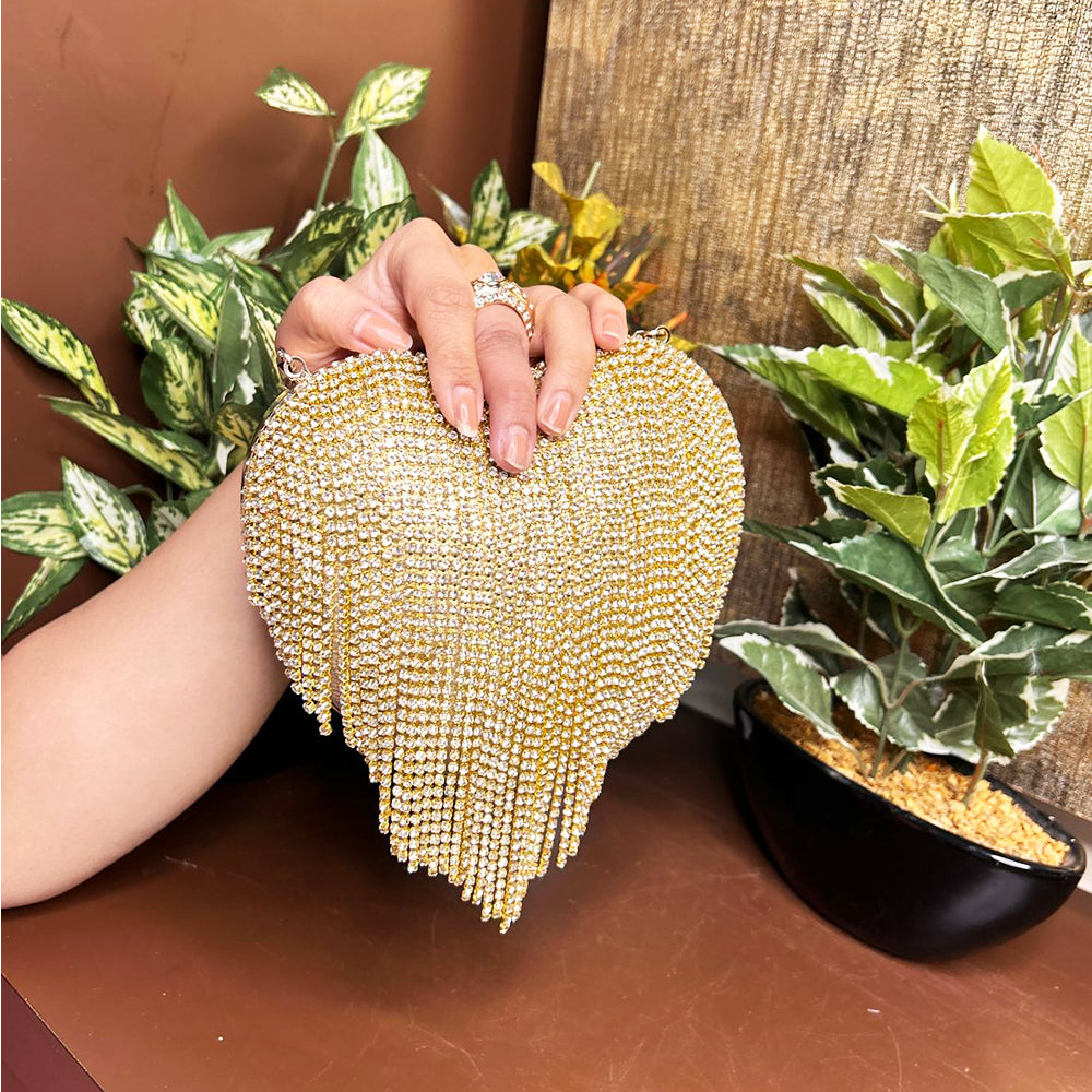 HEART CLUTCH