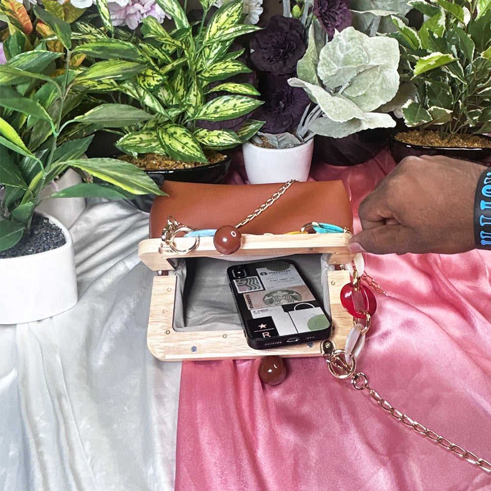 SYLVIE CLUTCH